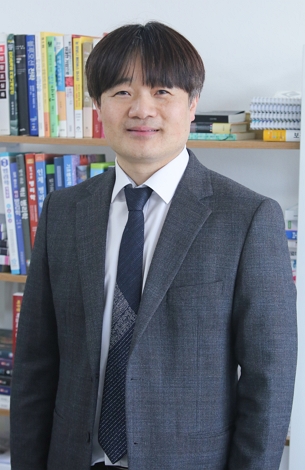 김완기 교수
